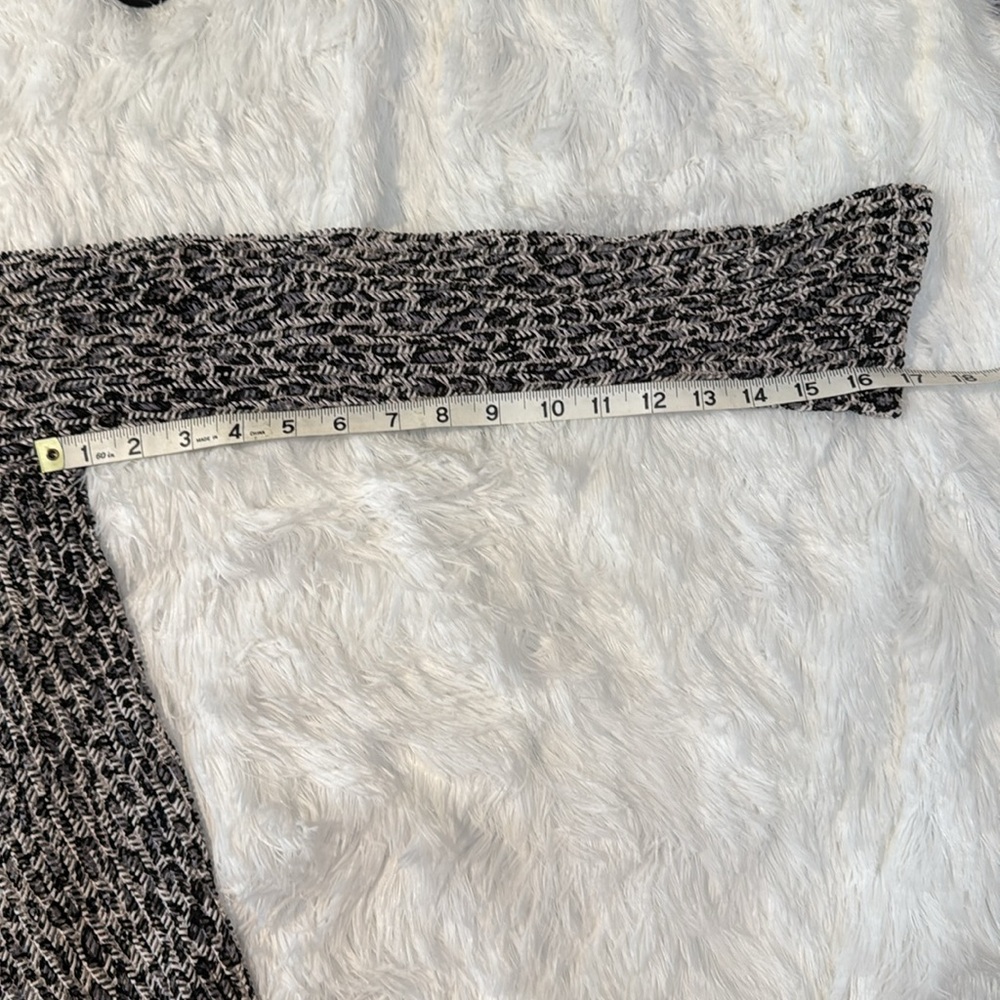 Chico's Travelers, Black and White Cardigan Sweater, size Chico’s 3, US XL - Picture 7 of 9